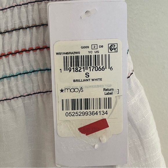 NWT Women’s Guess Off Should Striped Smocked Top With Flowy Bottom Size Small - Picture 5 of 11